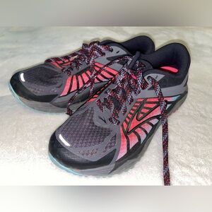 Brooks Caldera trail running shoe size 8 EUC